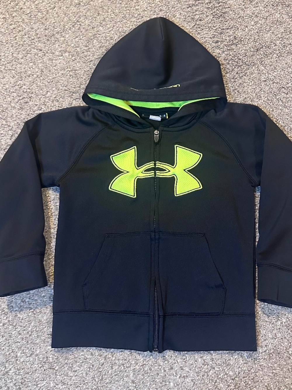 Black Youth Size 5 Under Armour Zip Up Hoodie